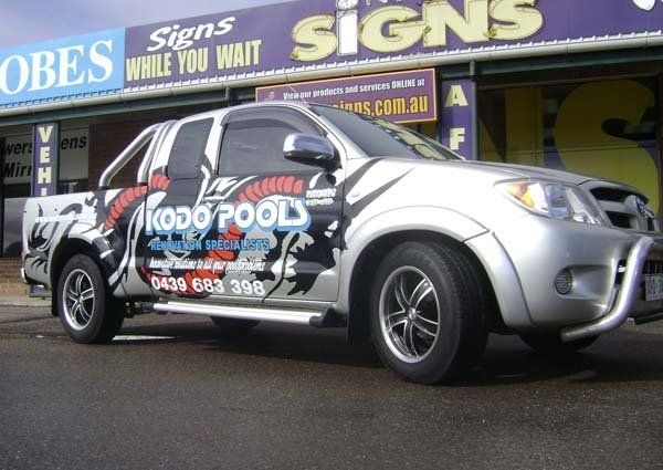 kodo pools ute  vinyl lettering